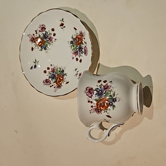 Crown  Stafford Shires tea cup and sauce. - Picture 4 of 9